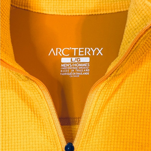 ARCTERYX MENS LARGE DELTA 1/4 ZIP NECK LW FLEECE PULLOVER BASELAYER 
NWOT YELLOW - Picture 6 of 13